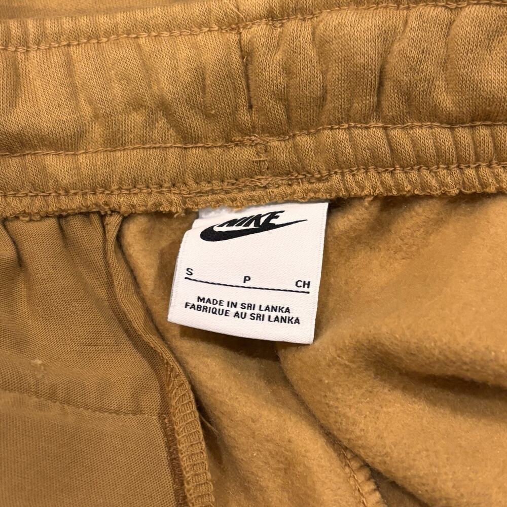 Nike Club Fleece Standard Fit Joggers Gathered Hem Tan/Flax/Beige Small NEW - Picture 4 of 5